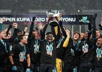 Ekuban'dan dans şov!