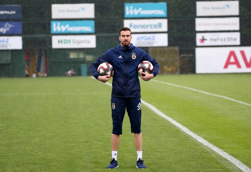 Harun Tekin’den Berke Özer itirafı!