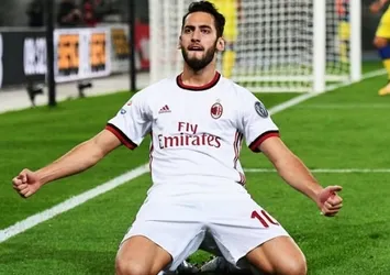 Hakan Çalhanoğlu'nun yeni adresi belli oldu