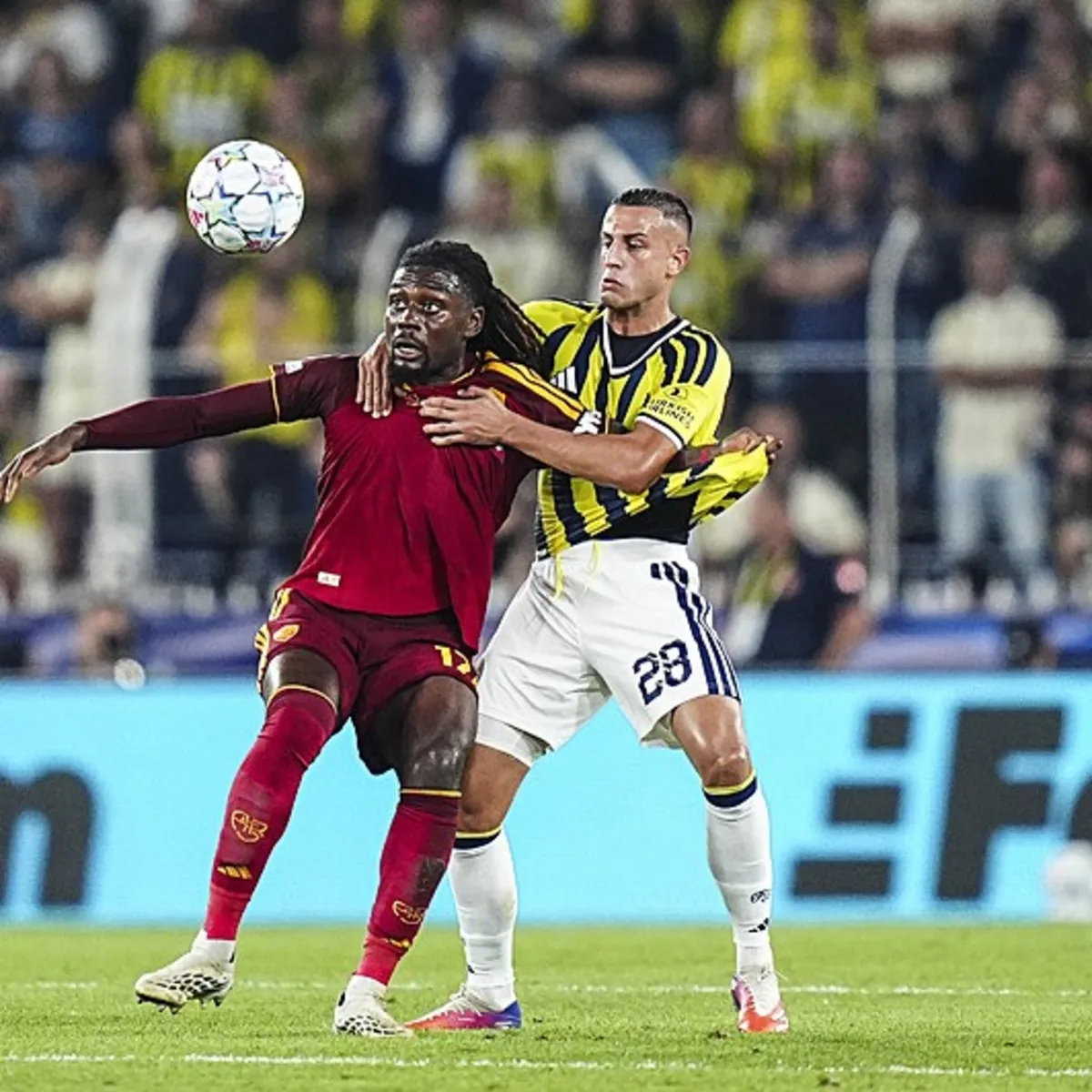Fenerbahçe'de sakatlık! Oyuna devam edemedi