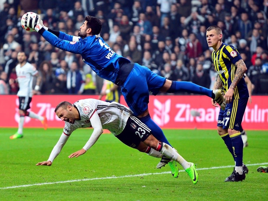 Beşiktaş-Fenerbahçe karşılaşmasından kareler