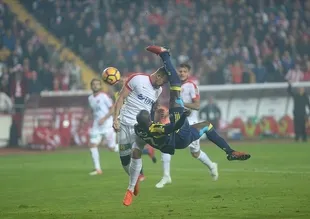 Sow'un sayılmayan golü tartışılıyor