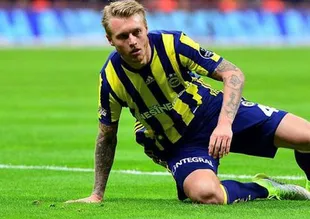Kjaer'in yerine 4 aday!