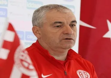 Eto'o ayrılacak mı? Çalımbay açıkladı