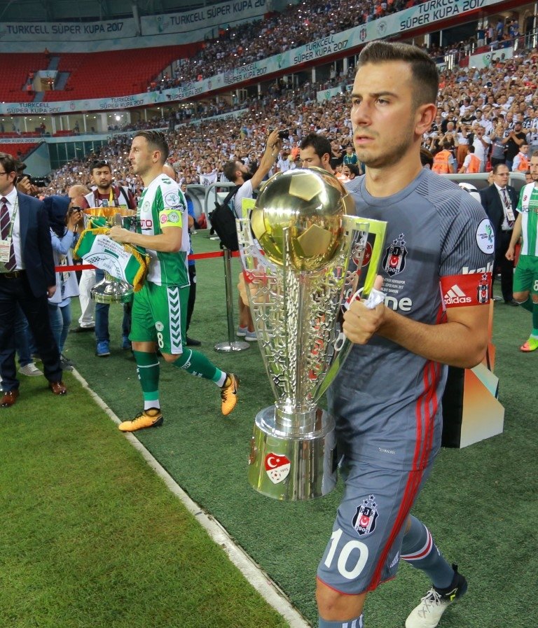 Beşiktaş’tan flaş Oğuzhan Özyakup kararı