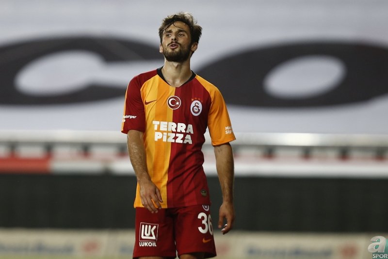 Galatasaraylı yıldıza sert sözler! Gidecekler listesinde adı 1. sırada