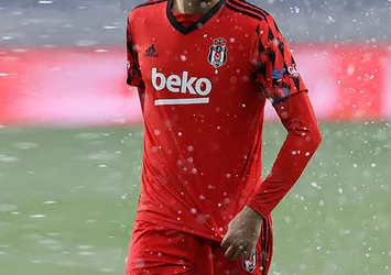 Eski Kartal liste başında! Görüşmeler başladı