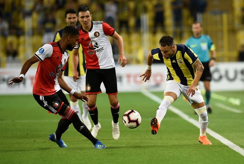 Fenerbahçe’nin gençleri mest etti! Fenerbahçe 3-3 Feyenoord maç sonucu
