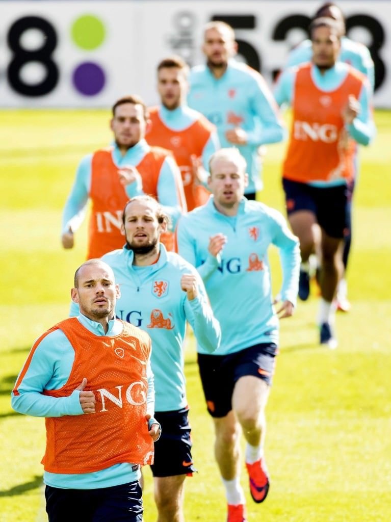 Galatasaray’a Sneijder şoku
