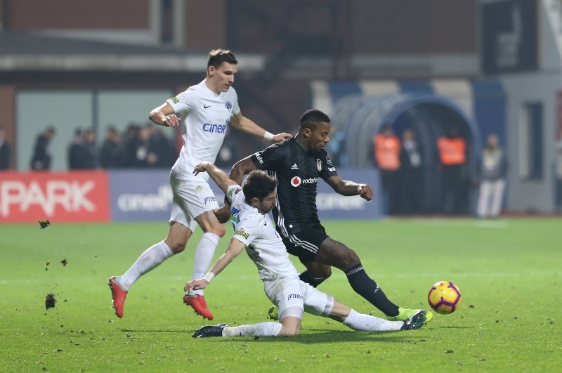 Kasımpaşa - Beşiktaş maçından kareler