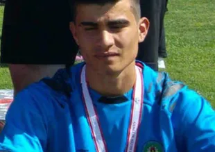 Genç futbolcu hayatını kaybetti