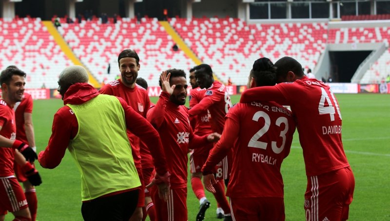 Sivasspor - Göztepe maçından kareler!