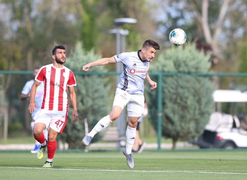 Beşiktaş gençleriyle güldü!