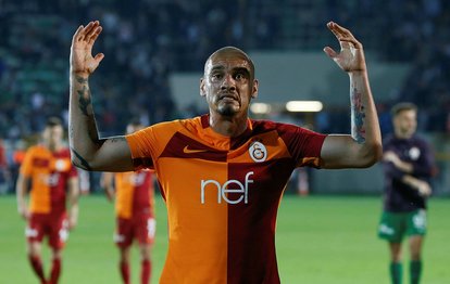 Son dakika transfer haberi: Eski Galatasaraylı Maicon Trabzonspor’a önerildi!