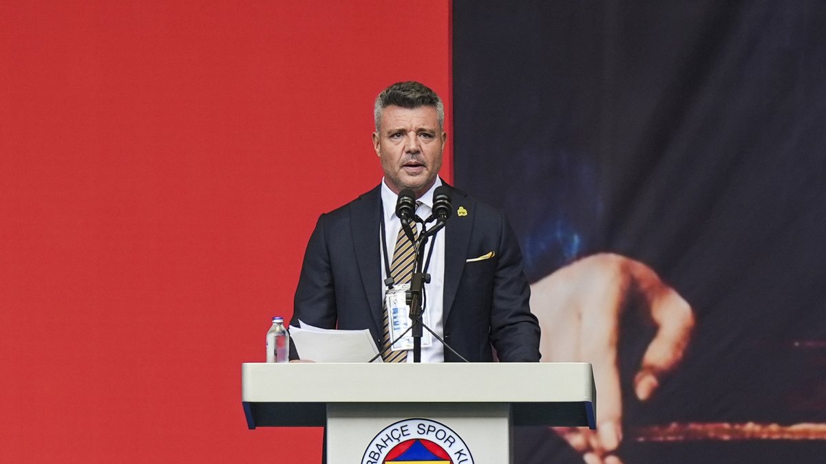 Fenerbahçe'de Sadettin Saran'ı mali tablo şoke etti! Fenerbahçe'de Sadettin Saran'ı mali tablo şoke etti!