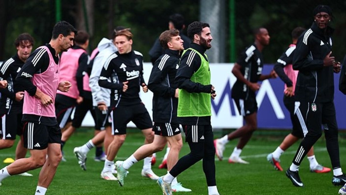 Beşiktaş günü çift antrenmanla tamamladı Beşiktaş günü çift antrenmanla tamamladı