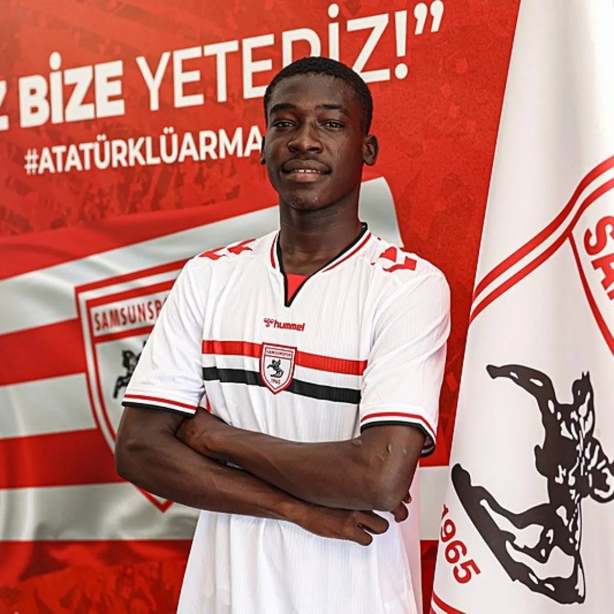 Samsunspor, Mbaitoloum Daniel ile 5 Yıllık Sözleşme İmzaladı