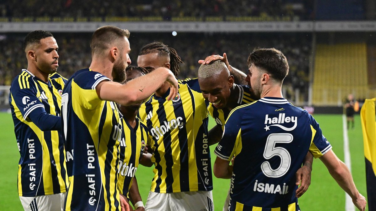 Fenerbahçe Avrupa Ligi'nde Nice sınavında! İşte Tedesco'nun muhtemel 11'i Fenerbahçe Avrupa Ligi'nde Nice sınavında! İşte Tedesco'nun muhtemel 11'i