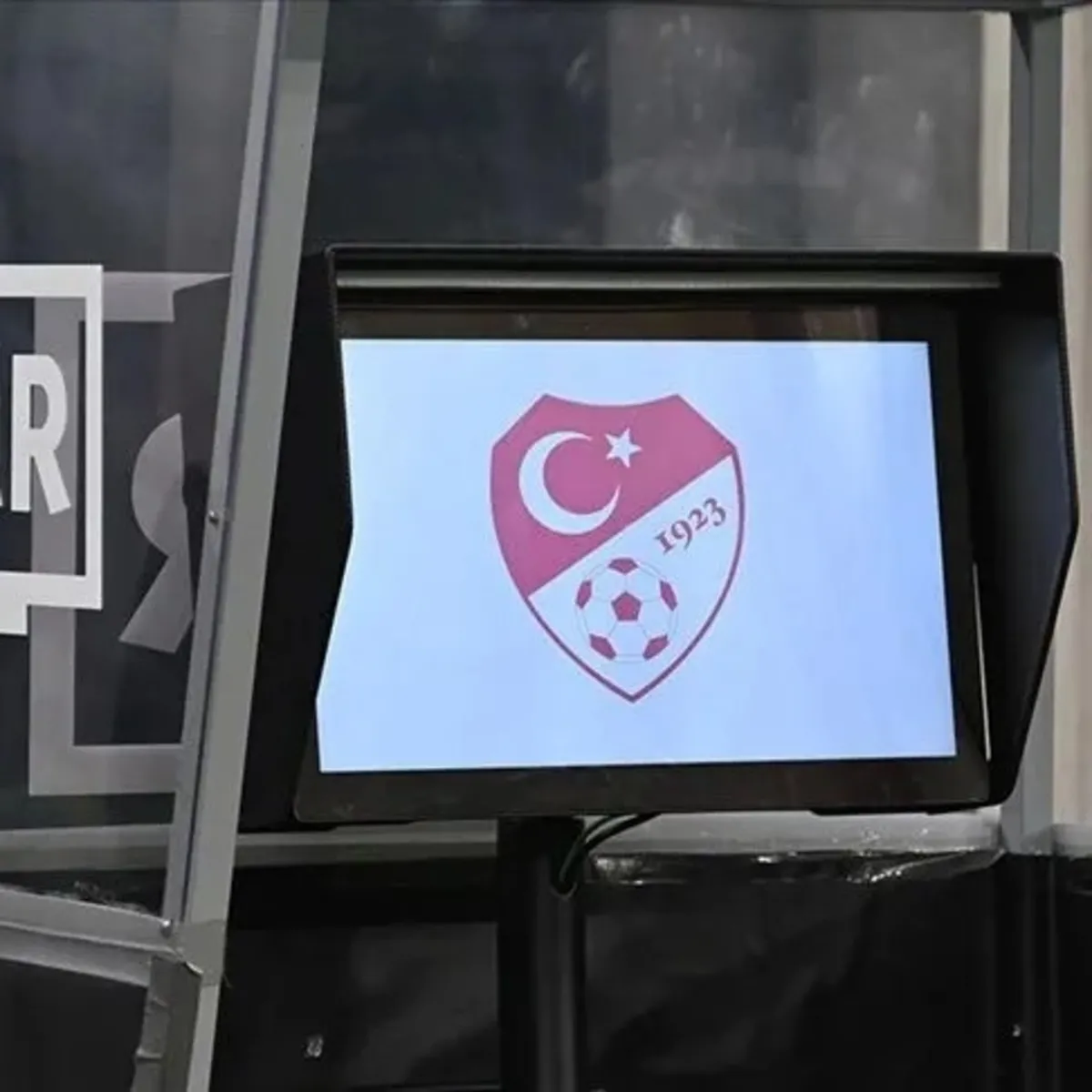 Galatasaray-Göztepe maçının VAR hakemi Polonyalı Pawel Malec