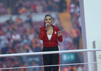 İrem Derici'den Galatasaray'a özel şarkı