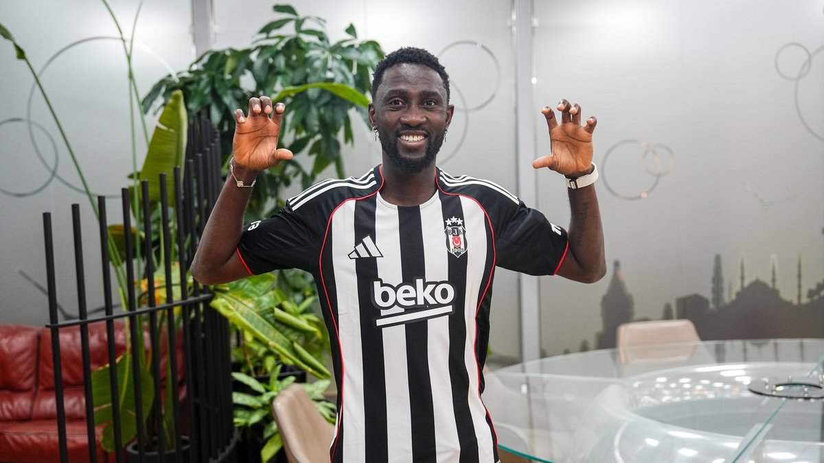 Beşiktaş'ın yeni transferi Wilfried Ndidi İstanbul'da! Beşiktaş'ın yeni transferi Wilfried Ndidi İstanbul'da!