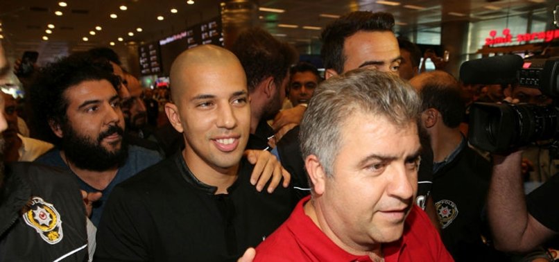 Mutlu son! Feghouli İstanbulda