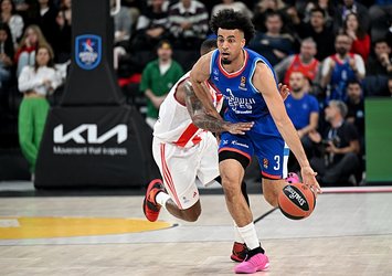 A. Efes son çeyrekte açıldı!