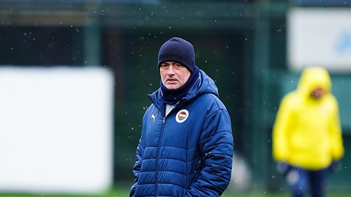 FENERBAHÇE HABERİ: İşte Mourinho'nun gizli derbi planı! Flaş gerçek ortaya çıktı FENERBAHÇE HABERİ: İşte Mourinho'nun gizli derbi planı! Flaş gerçek ortaya çıktı