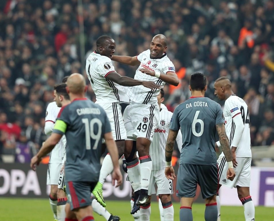 Beşiktaş maçına damga vuran koreografi