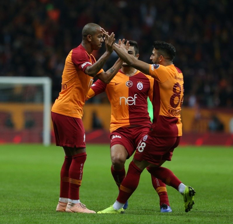 Mariano’ya çifte kıskaç