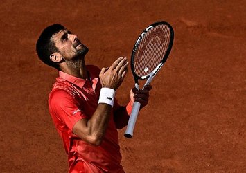 Fransa Açık'ta Djokovic finalde!