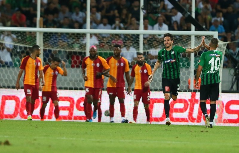 Galatasaray ucuz kurtuldu! Diagne...