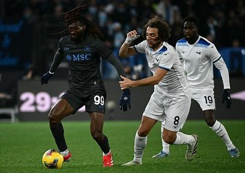 Napoli'ye Lazio çelmesi