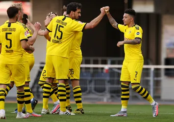 B. Dortmund ikinci yarı gol oldu yağdı!