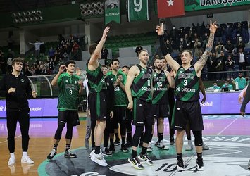Darüşşafaka evinde galip!