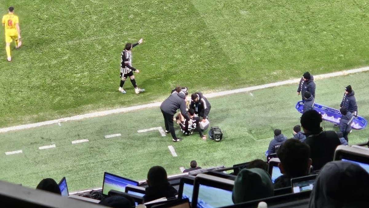 Beşiktaş'ta flaş sakatlık! Emirhan Topçu