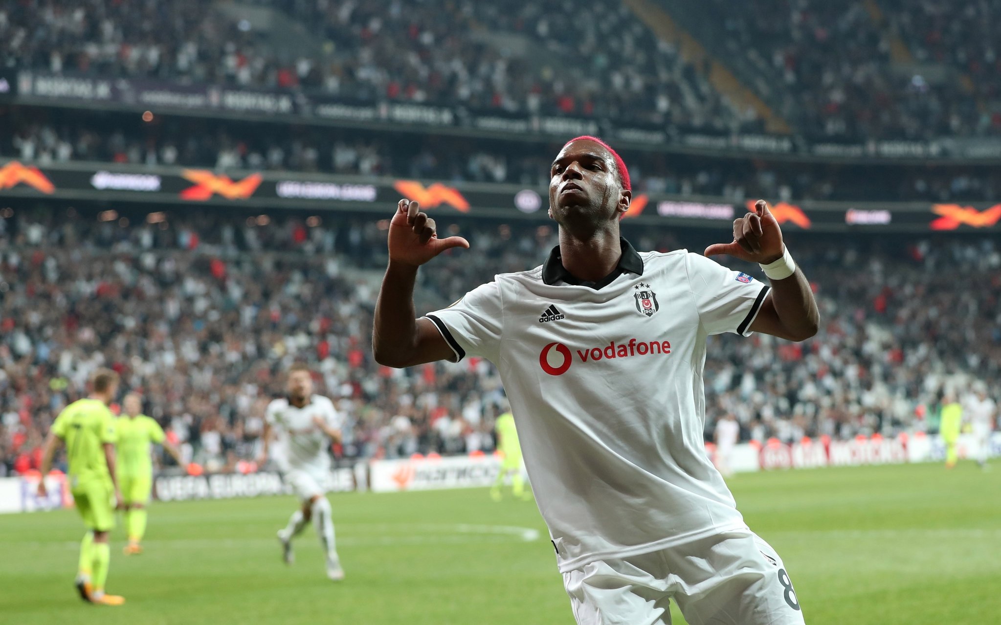 Ryan Babel Arabistan yolcusu!