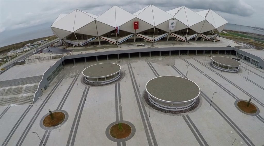Trabzonspor’un yeni evi Akyazı Stadı tamamlanıyor