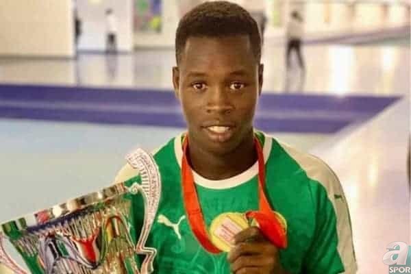 Futbolda geleceğin 60 yetenekli genç ismi açıklandı! Türkiye’den...