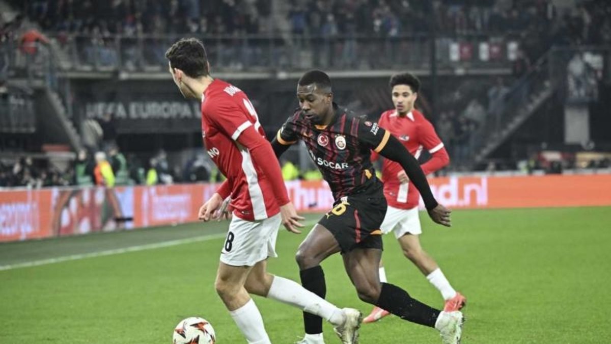 TRANSFER HABERLERİ | Galatasaray'da Cuesta'ya sürpriz talip! TRANSFER HABERLERİ | Galatasaray'da Cuesta'ya sürpriz talip!