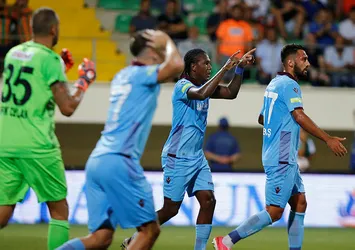 Milli aralar Trabzonspor'a yaramıyor