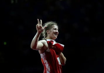 Yasemin Adar, unvanını korumayı hedefliyor