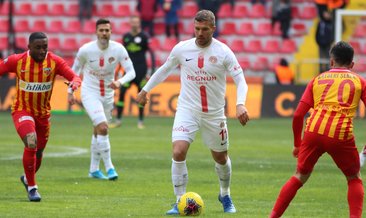 Antalyaspor’da Podolski göz doldurdu