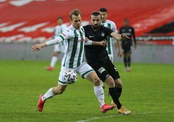 Bursaspor'da şok kadro dışı!