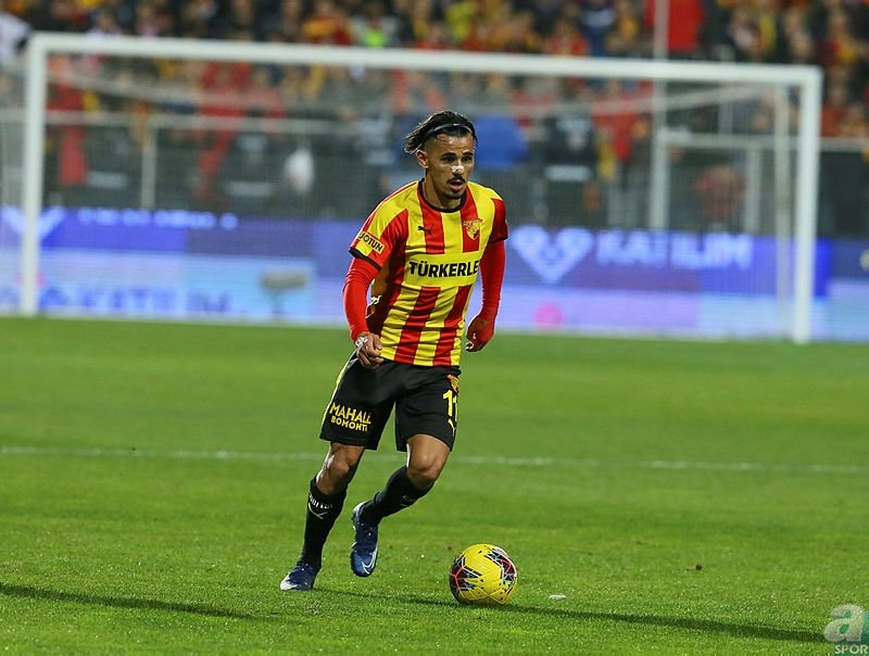Galatasaray’dan transfer harekatı! 4 yıldızı bitiriyor...