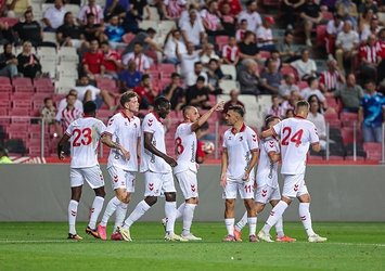 Samsunspor, hazırlık maçında USL Dunkerque'yi 1-0 yendi