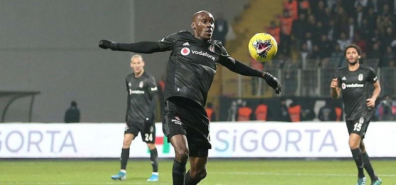 Atiba yine kendini aştı