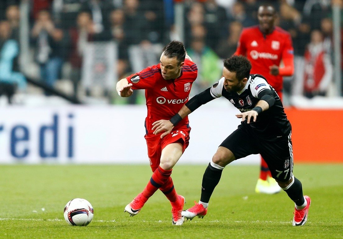 Mathieu Valbuena, Galatasaray’ı takipte