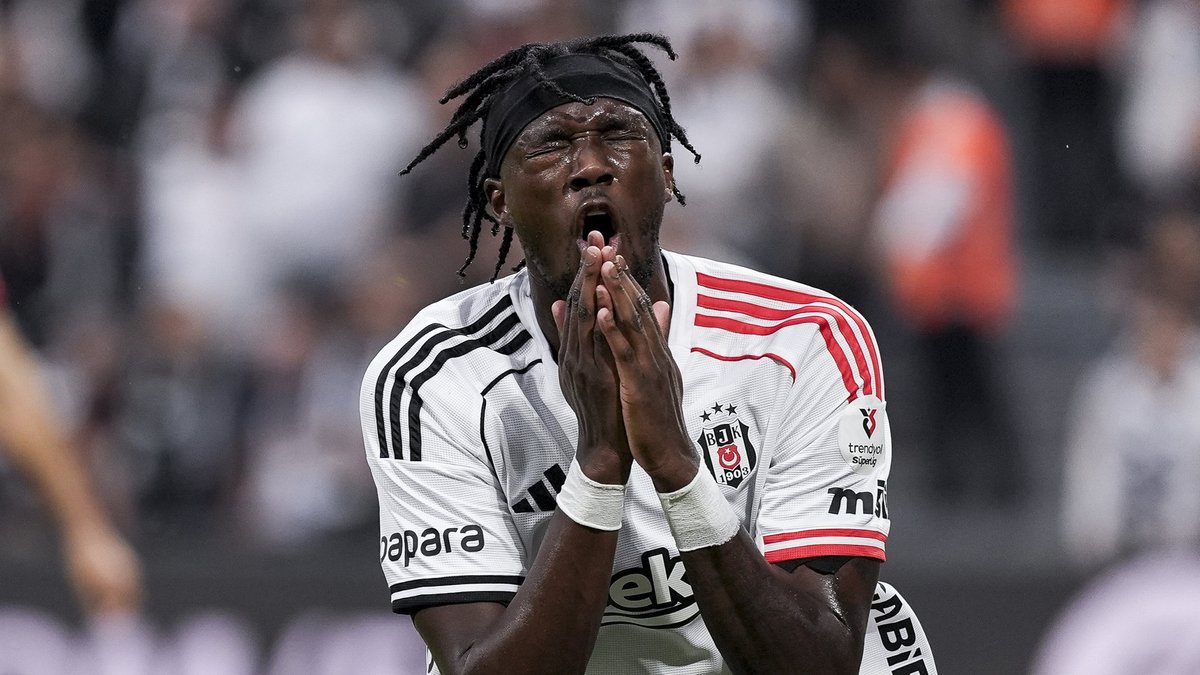 Beşiktaş'ta Tammy Abraham soru işareti! Takımdan ayrılacak mı? Beşiktaş'ta Tammy Abraham soru işareti! Takımdan ayrılacak mı?