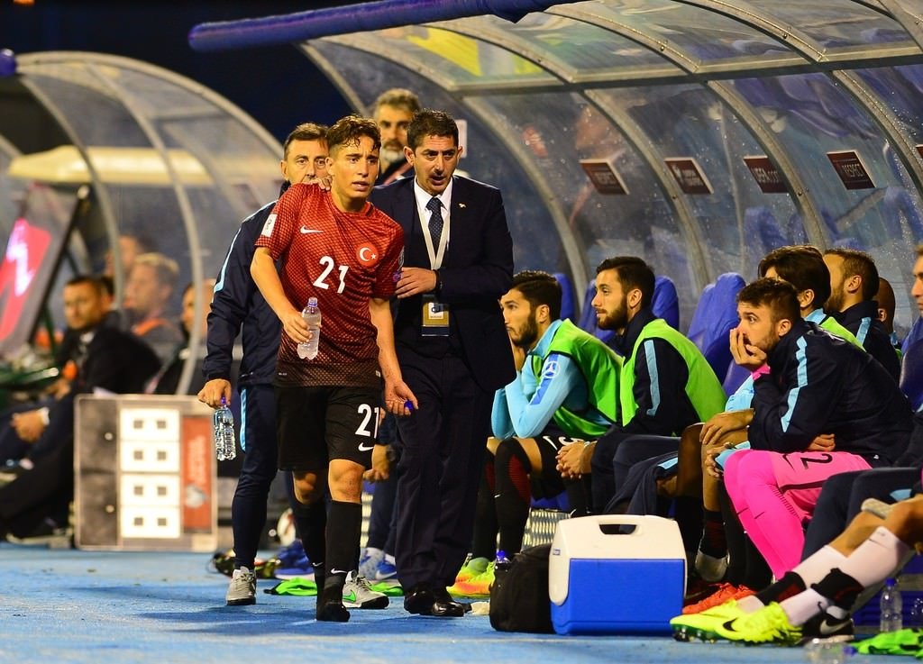 Emre Mor’dan Terim’e tepki